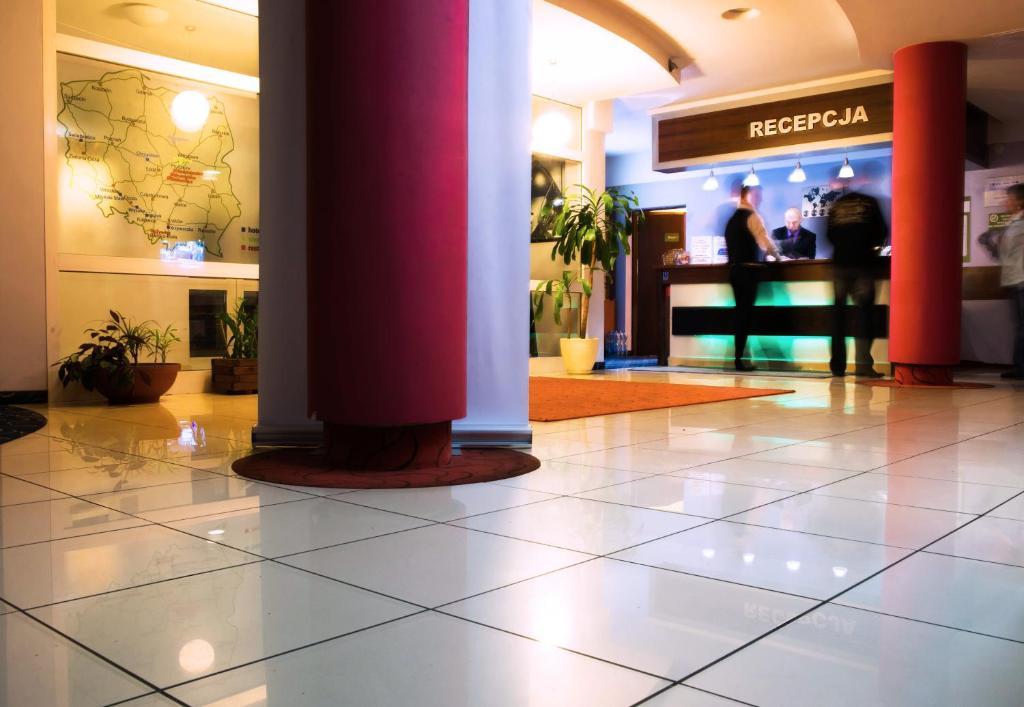Comfortbiznes プルシュクフ エクステリア 写真